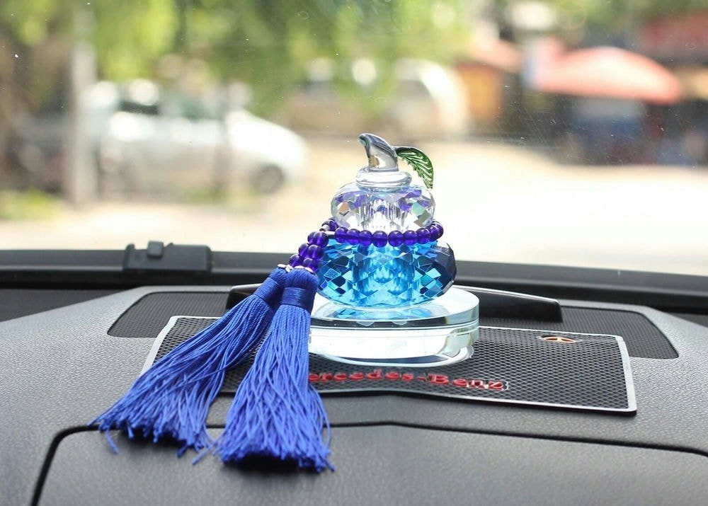 Phụ kiện trang trí ô tô là gì? Có bao nhiêu loại? Mang lại tác dụng gì?