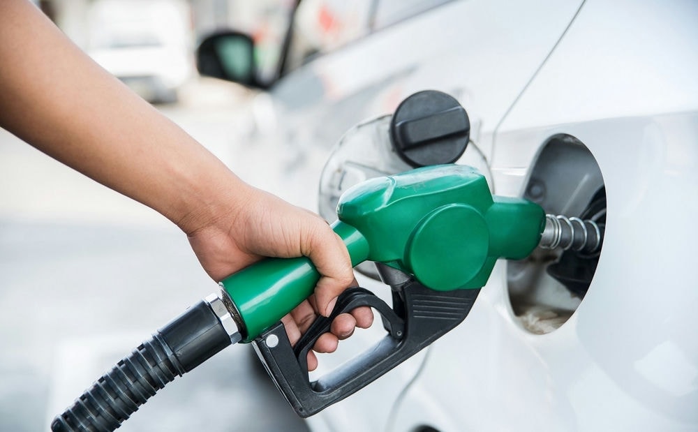 Xe ô tô đi 100km hết bao nhiêu lít xăng trên mọi dòng xe: Cách tính và ước lượng tiêu thụ nhiên liệu