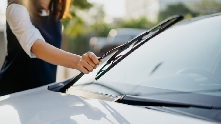 Bí quyết bảo dưỡng gạt mưa ô tô hiệu quả